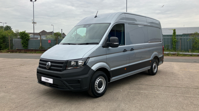 Volkswagen Crafter Cr35 Mwb Diesel Fwd 2.0 TDI 140PS Commerce Business High Roof Van - Image 21